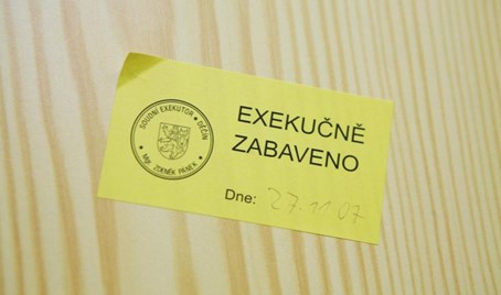 Dluhy lze vyřešit prodejem nemovitosti